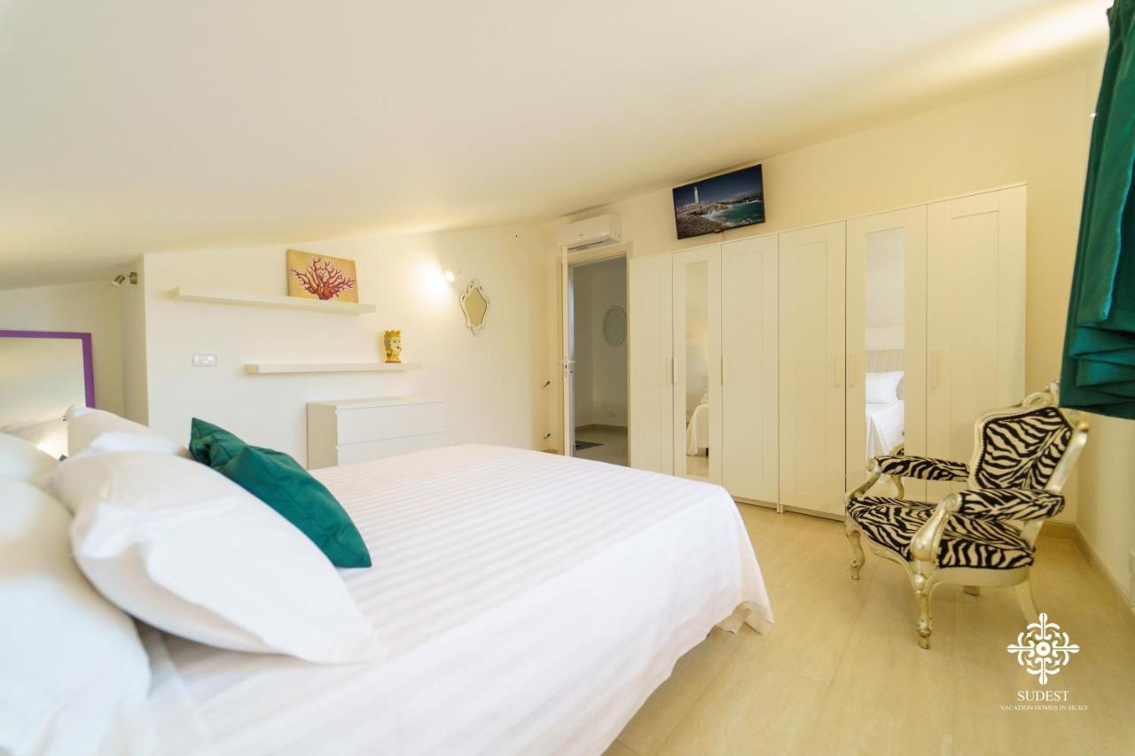 Vittoria - Waterfront House *